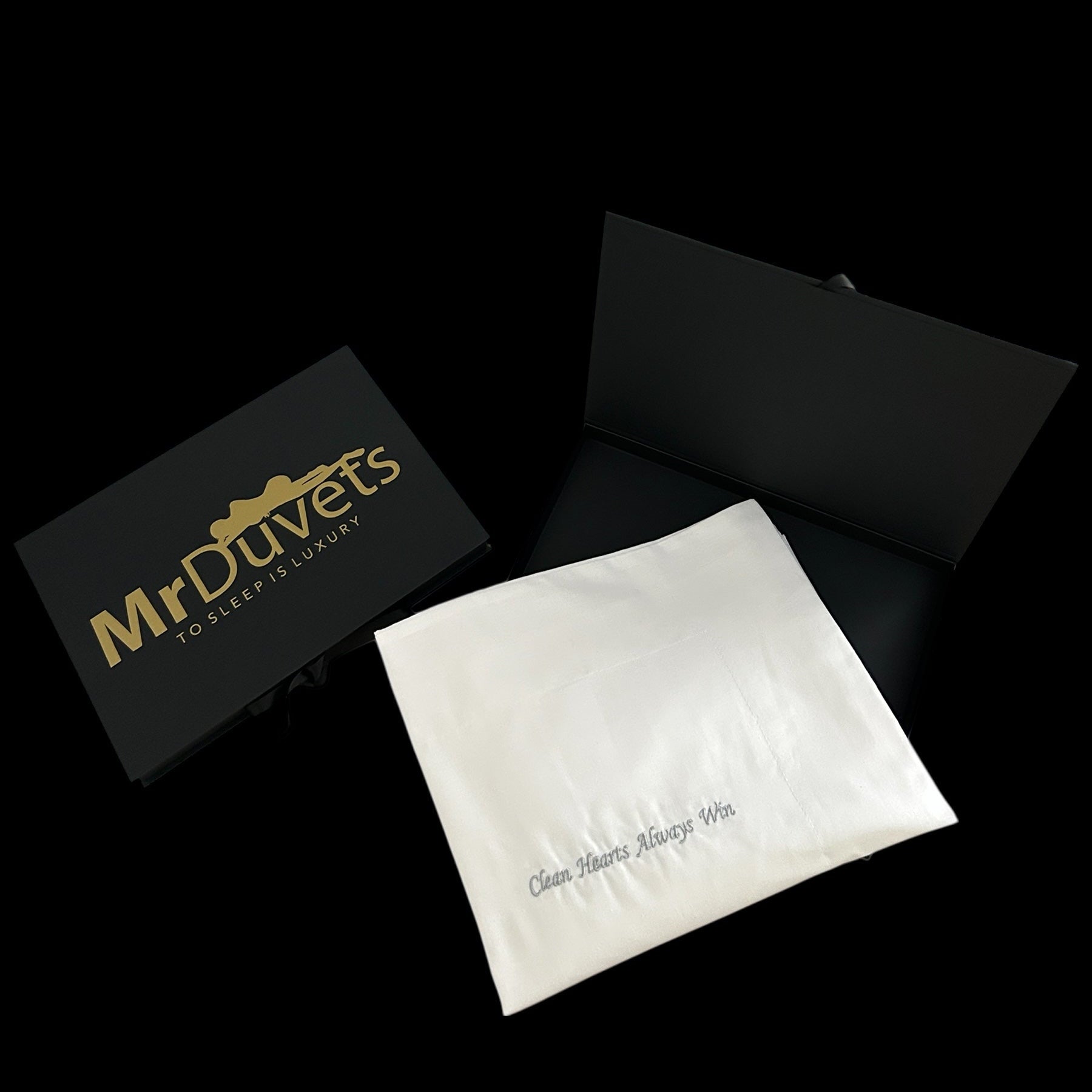 Clean Hearts Always Win White Oxford pillowcase set gift box set