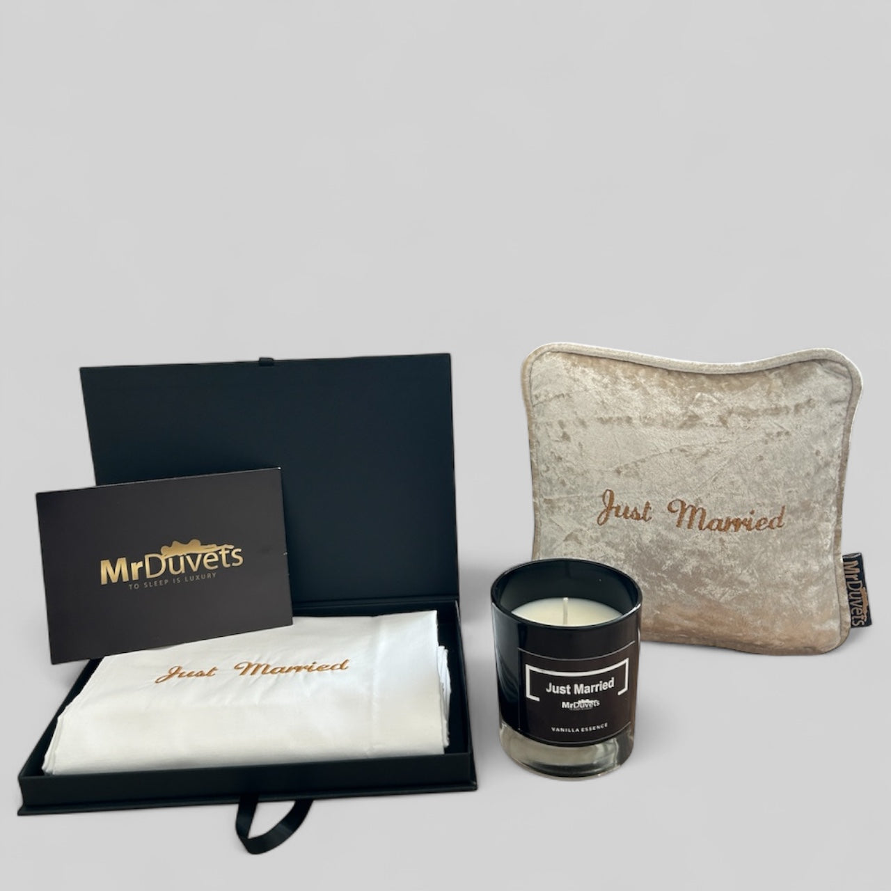 Just Married Luxury Velvet Mini Cushion Gift Set Box