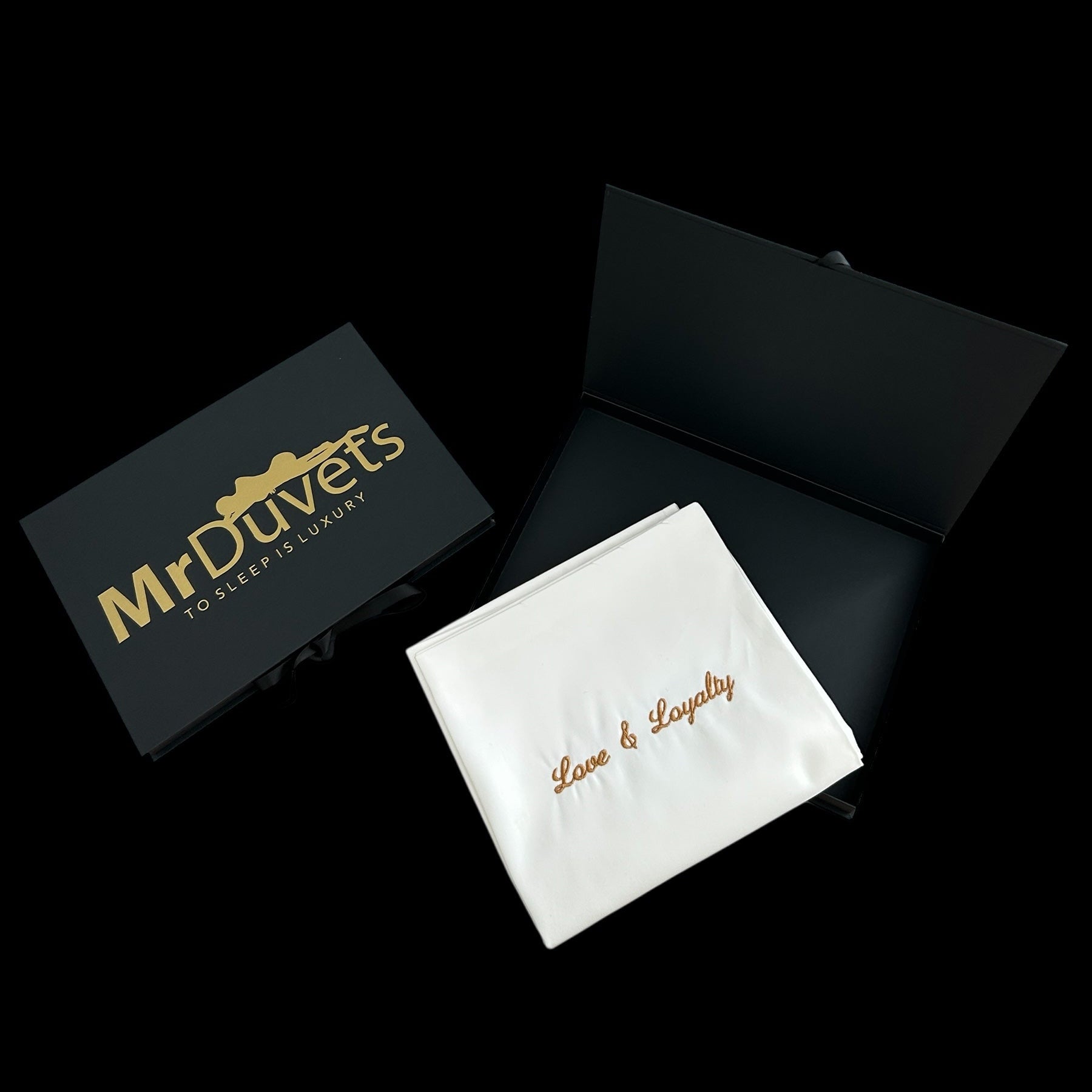 Love & Loyalty White standard pillowcase set gift box