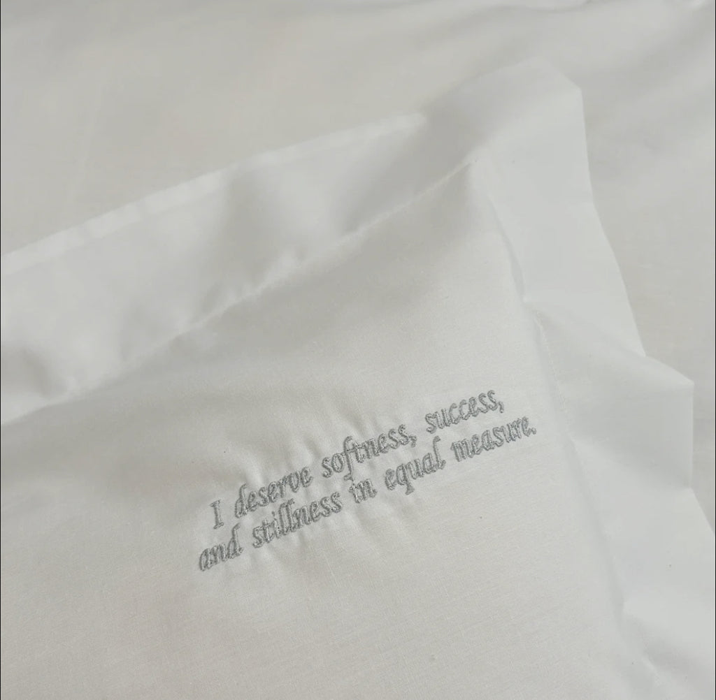 I deserve softness, success White Oxford pillowcase set silver set 