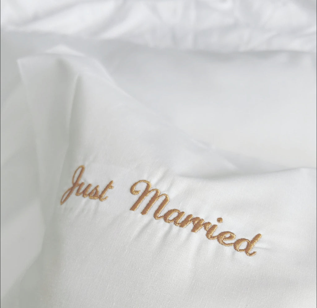 Just Married White Oxford pillowcase set new image 